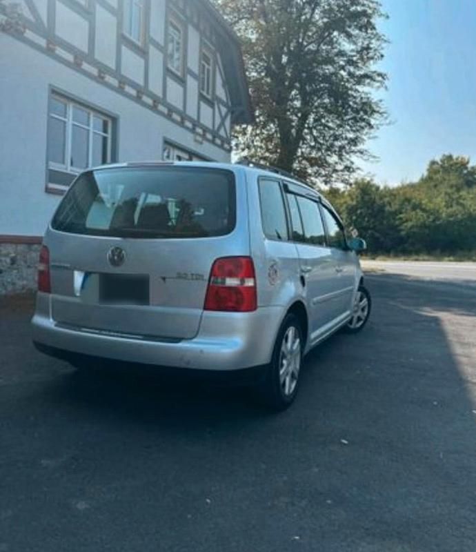 Gebraucht VW Touran 140 PS (102 kW) 2006 Silber Van / Kleinbus