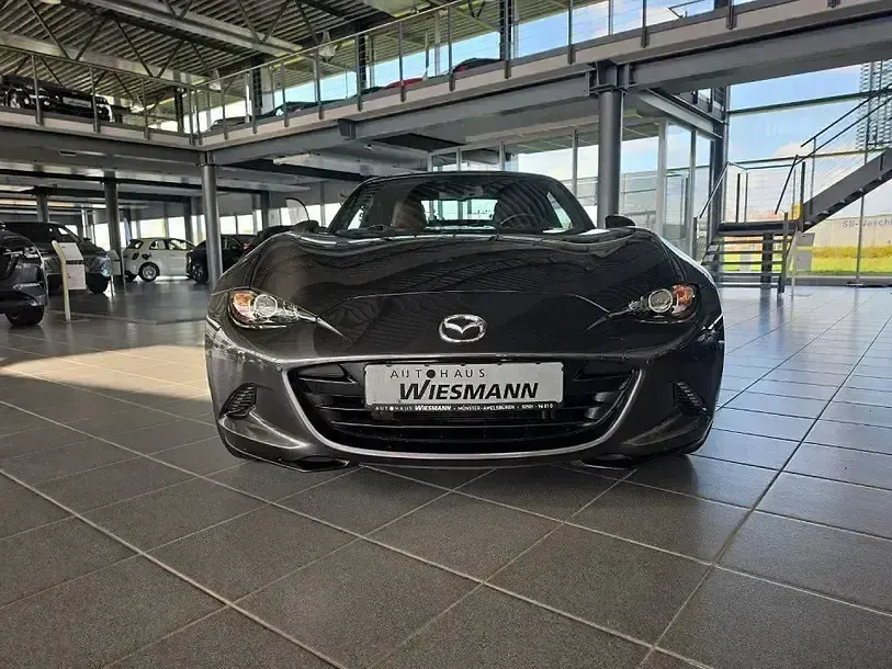 Gebraucht Mazda MX5 Sports-Line 160 PS (117 kW) 2017 Grau Cabrio