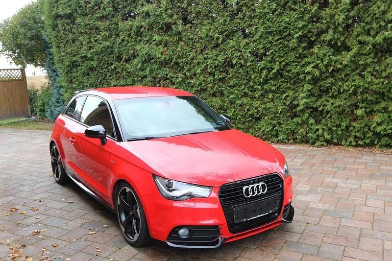 Gebraucht Audi A1 Ambition 185 PS (136 kW) 2013 Rot Kleinwagen