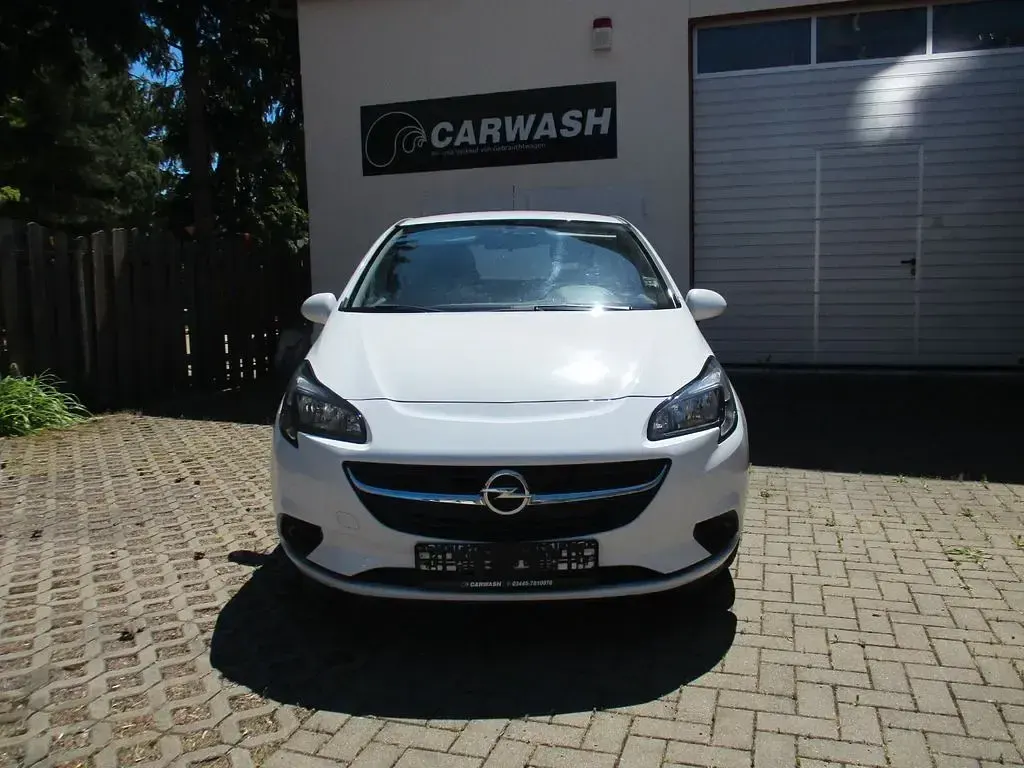 Gebraucht Opel Corsa Selection 69 PS (50 kW) 2016 Weiß Kleinwagen