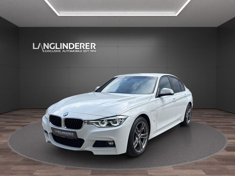 Weiß Gebraucht 2017 BMW 330e iPerformance Limousine | 19.900 € (Fairer Preis) - Bild 1/4
