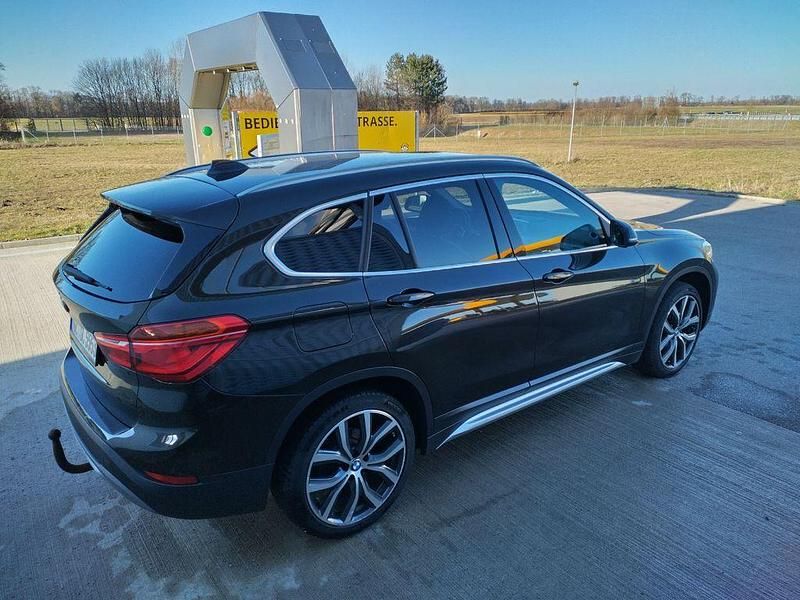 Gebraucht BMW X1 Performance 150 PS (110 kW) 2017 Braun SUV