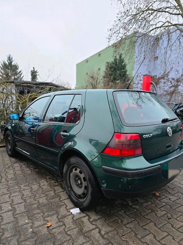 Gebraucht VW Golf IV 110 PS (80 kW) 2002 Grün Kleinwagen