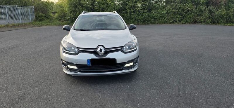 Silber Gebraucht 2014 Renault Mégane III LIMITED Limousine | 5.990 € (Guter Preis) - Bild 1/4