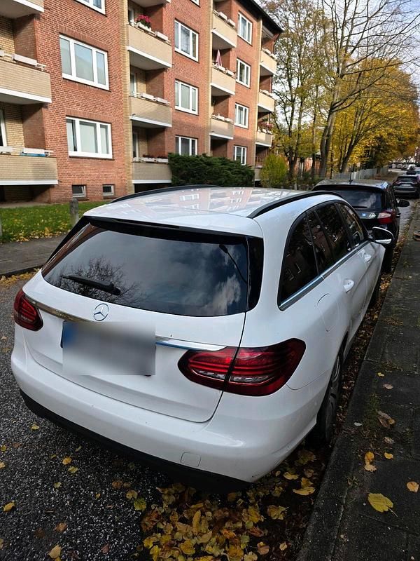 Gebraucht Mercedes C180 122 PS (89 kW) 2020 Weiß Kombi