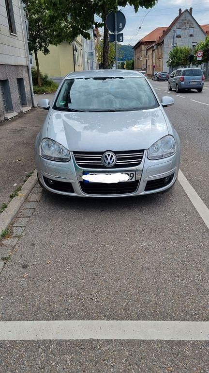 Gebraucht VW Jetta Comfortline 160 PS (117 kW) 2009 Silber Limousine