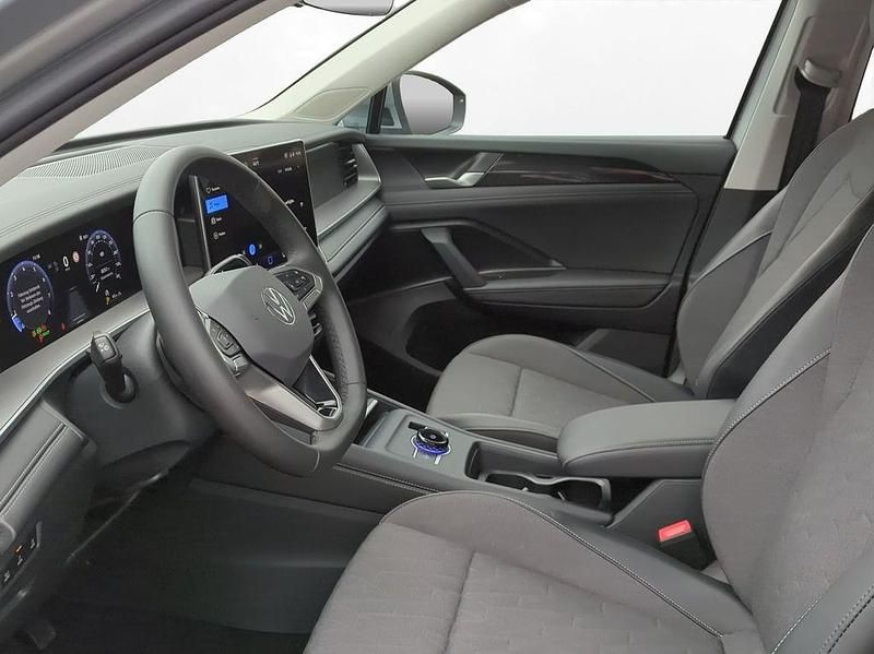 Gebraucht VW Tayron Life 150 PS (110 kW) 2025 Silber SUV