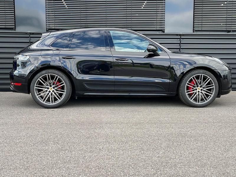 Schwarz Gebraucht 2020 Porsche Macan SUV | 59.870 € (Fairer Preis) - Bild 1/4