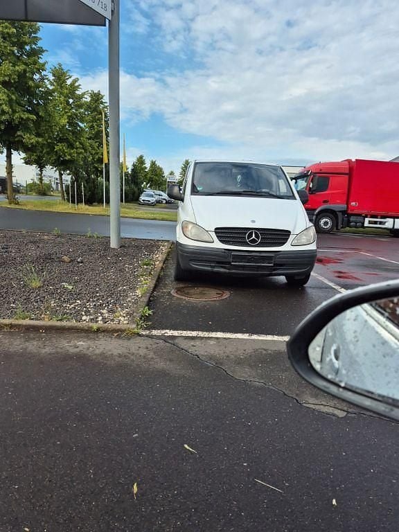 Gebraucht Mercedes Vito 109 PS (80 kW) 2009 Weiß Van