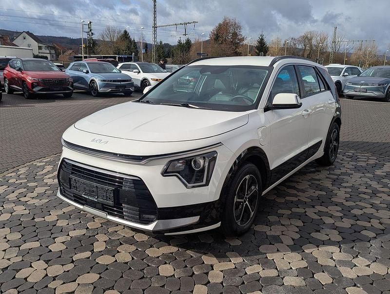 Gebraucht Kia Niro Vision 184 PS (135 kW) 2022 Weiß SUV