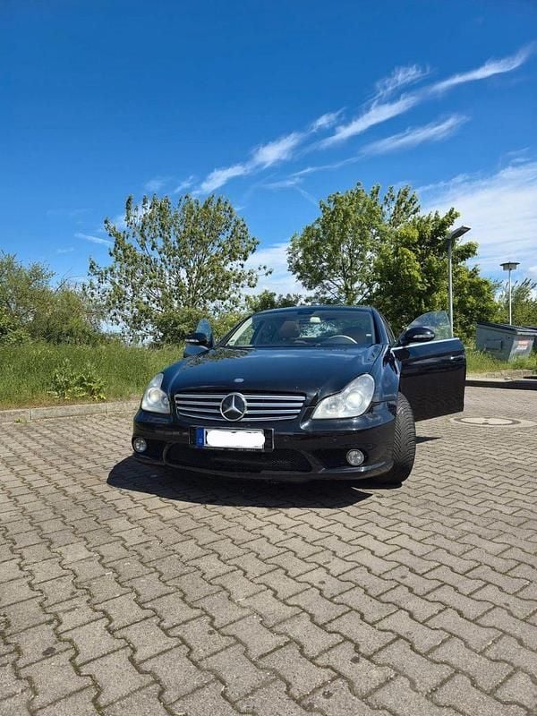 Schwarz Gebraucht 2006 Mercedes CLS500 AMG Coupé | 7.990 € (Superpreis) - Bild 1/4