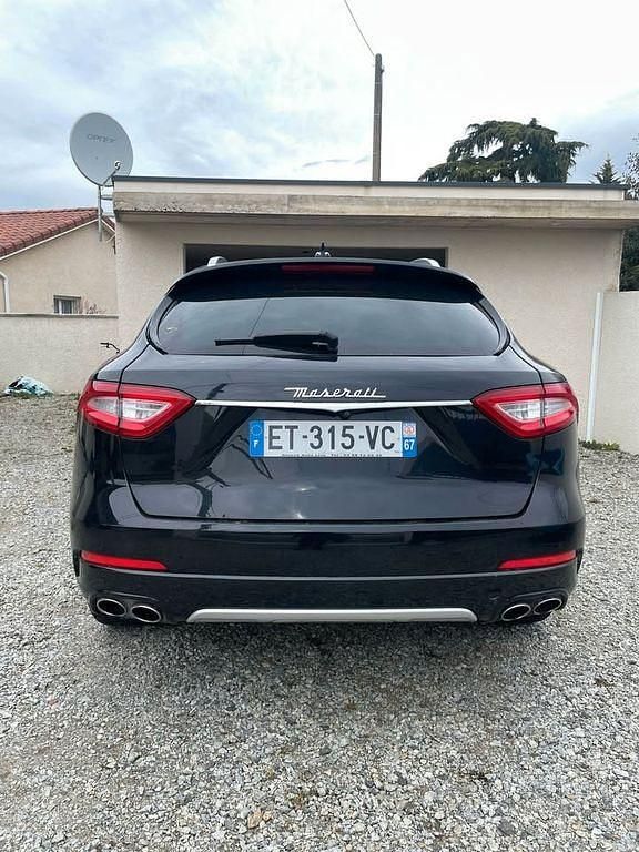 Gebraucht Maserati Levante 275 PS (202 kW) 2018 Schwarz SUV
