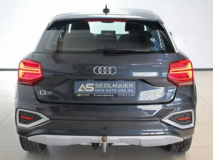 Gebraucht Audi Q2 Advanced 150 PS (110 kW) 2024 Grau SUV
