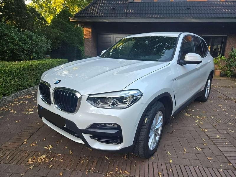 Weiß Gebraucht 2021 BMW X3 Advantage SUV | 35.000 € (Fairer Preis) - Bild 1/4