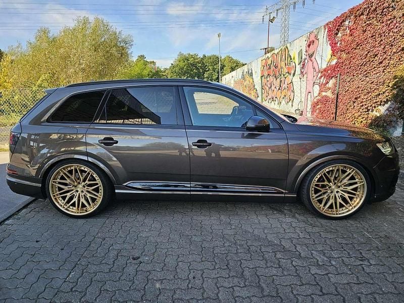 Gebraucht Audi SQ7 Ambiente 435 PS (319 kW) 2017 Braun SUV