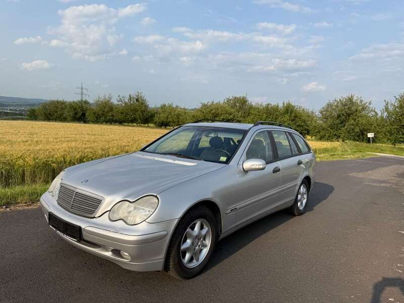 Silber Gebraucht 2001 Mercedes C180 Kombi | 1.499 € (Fairer Preis) - Bild 1/4