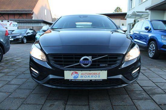 Gebraucht Volvo V60 R-Design 181 PS (133 kW) 2014 Schwarz Kombi