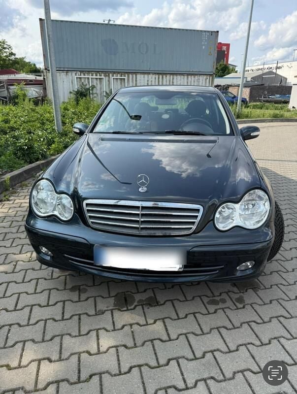 Blau Gebraucht 2004 Mercedes C180 Classic Limousine | 3.499 € (Fairer Preis) - Bild 1/4