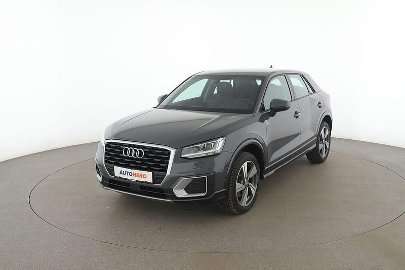 Silber Gebraucht 2018 Audi Q2 Design SUV | 18.340 € (Fairer Preis) - Bild 1/3