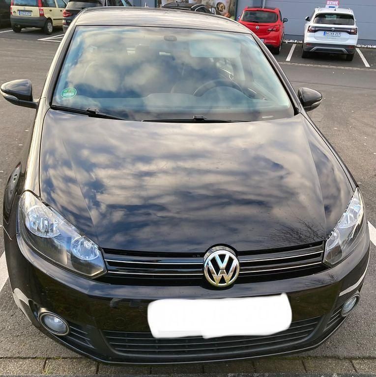 Schwarz Gebraucht 2009 VW Golf VI Comfortline Kleinwagen | 5.650 € (Guter Preis) - Bild 1/4