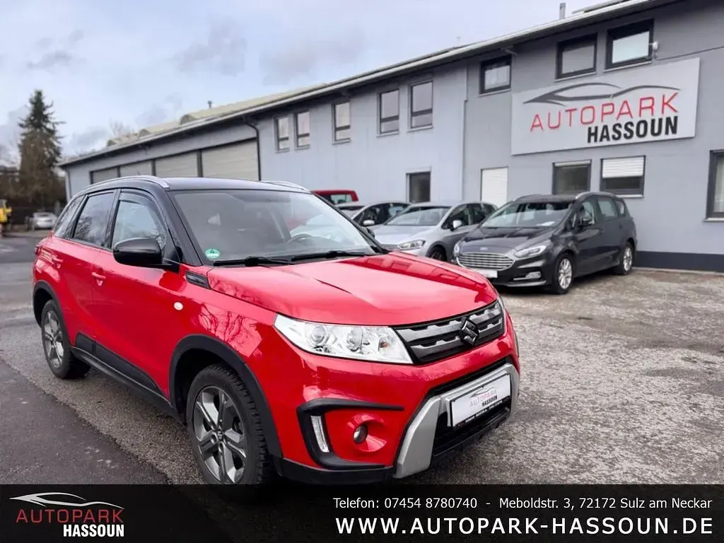 Gebraucht Suzuki Vitara Comfort 120 PS (88 kW) 2016 Rot SUV