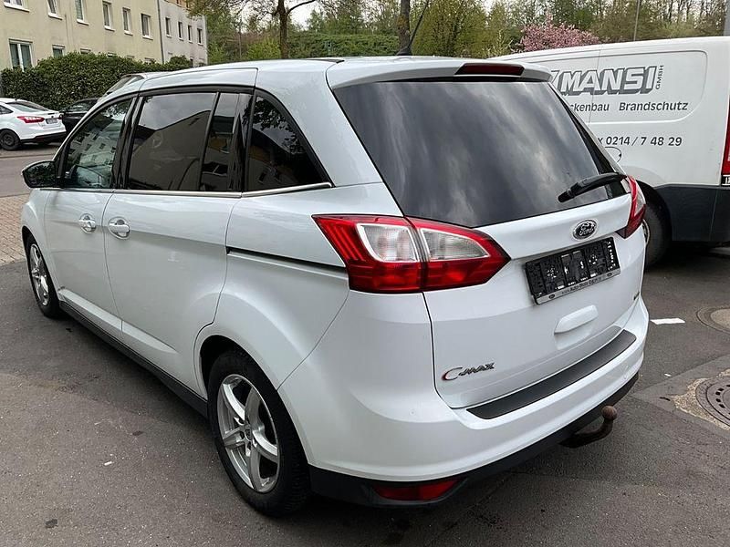 Gebraucht Ford C-MAX Titanium 125 PS (91 kW) 2016 Weiß Van / Kleinbus