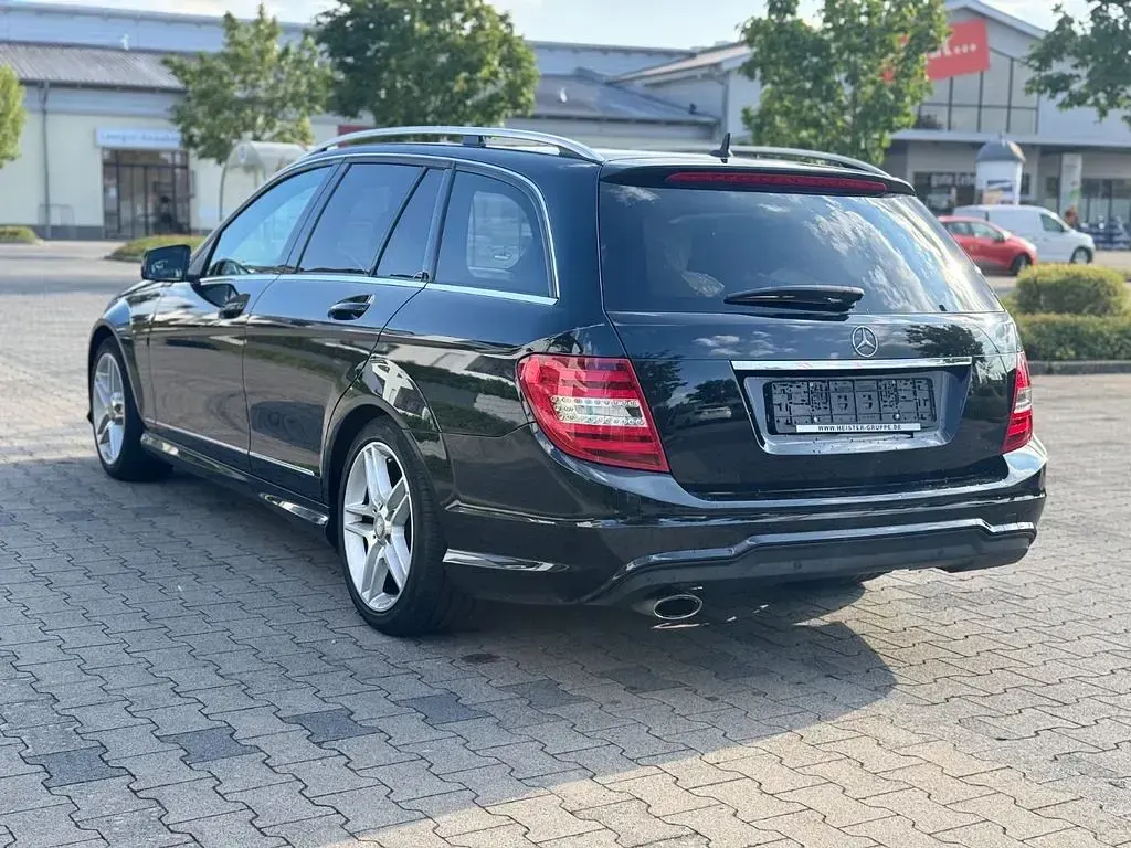 Gebraucht Mercedes C180 AMG 156 PS (114 kW) 2013 Schwarz Limousine