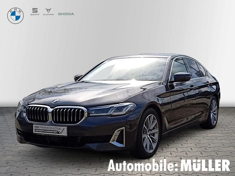 Sophistograu brillanteffekt me Gebraucht 2021 BMW 540 Luxury Line Limousine | 43.470 € (Guter Preis) - Bild 1/4