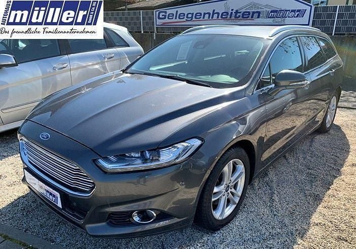Gebraucht Ford Mondeo Titanium 179 PS (131 kW) 2019 Grau Limousine