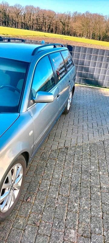 Gebraucht VW Passat 150 PS (110 kW) 2002 Grau Kombi