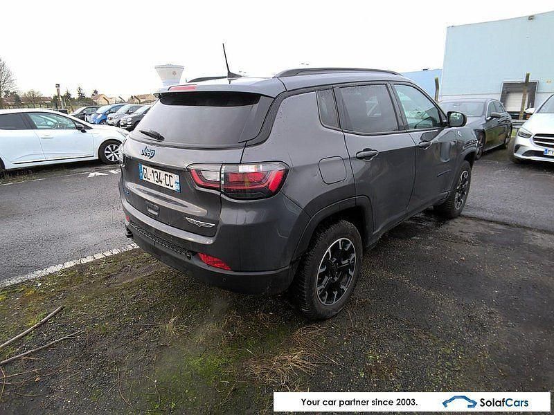 Gebraucht Jeep Compass Trailhawk 179 PS (131 kW) 2022 Grau SUV