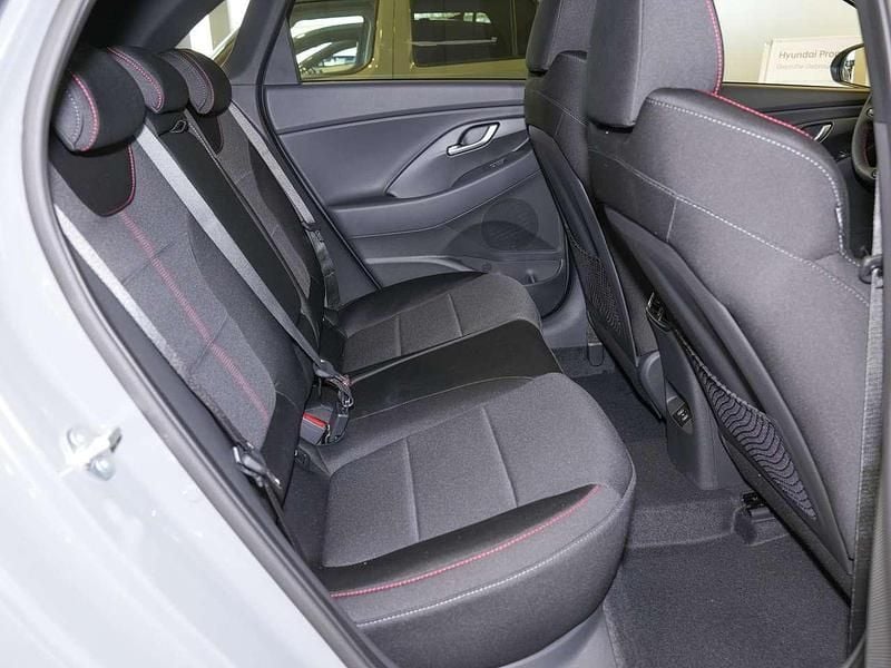 Neu Hyundai i30 N Line 140 PS (102 kW) 2025 Shadow grey / sol Limousine