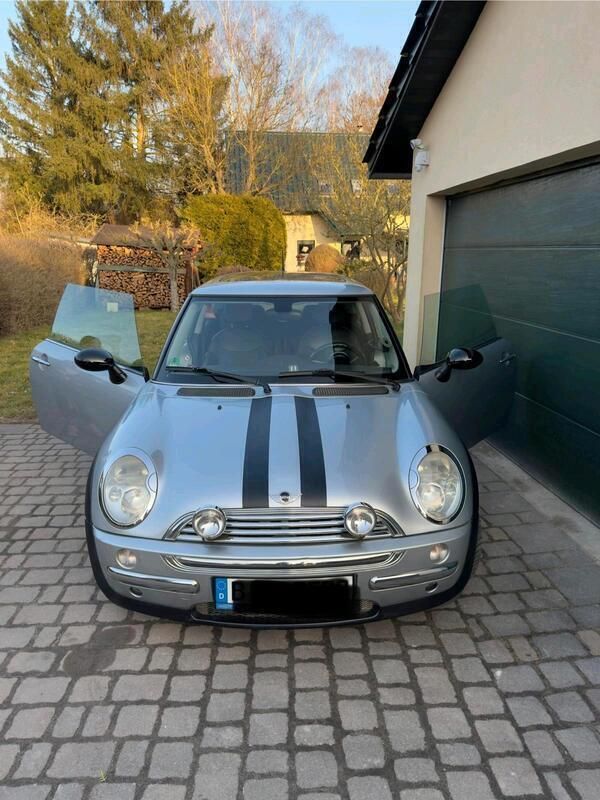Silber Gebraucht 2004 Mini Cooper Kleinwagen | 4.150 € (Superpreis) - Bild 1/4