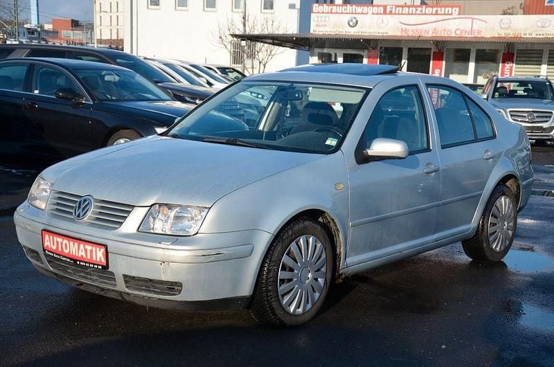 Gebraucht VW Bora Comfortline 90 PS (66 kW) 1999 Silber Limousine