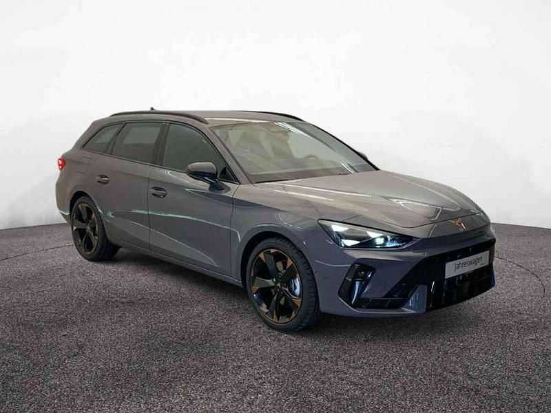 Neu Cupra Leon 204 PS (150 kW) 2025 Graphengrau Kombi