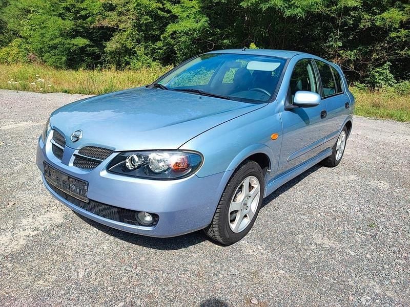 Blau Gebraucht 2004 Nissan Almera Limousine | 2.750 € (Fairer Preis) - Bild 1/4