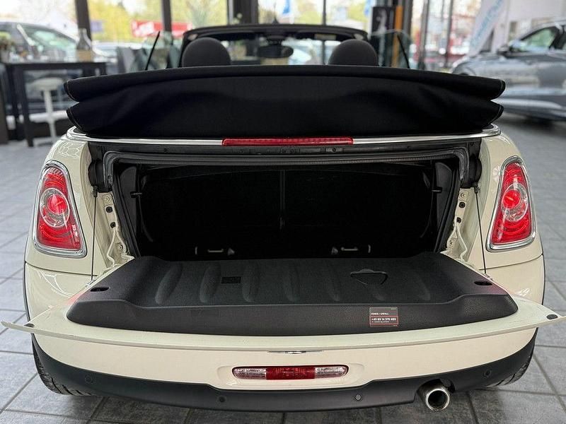 Gebraucht Mini Cooper Cabriolet 111 PS (81 kW) 2015 Weiß Cabrio