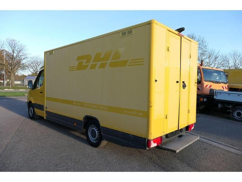 Second-hand Mercedes Sprinter 95 CP (69 kW) 2011 Galben Van