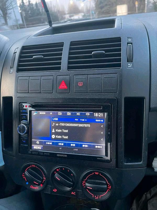 Gebraucht VW Polo 54 PS (39 kW) 2003 Schwarz Kleinwagen