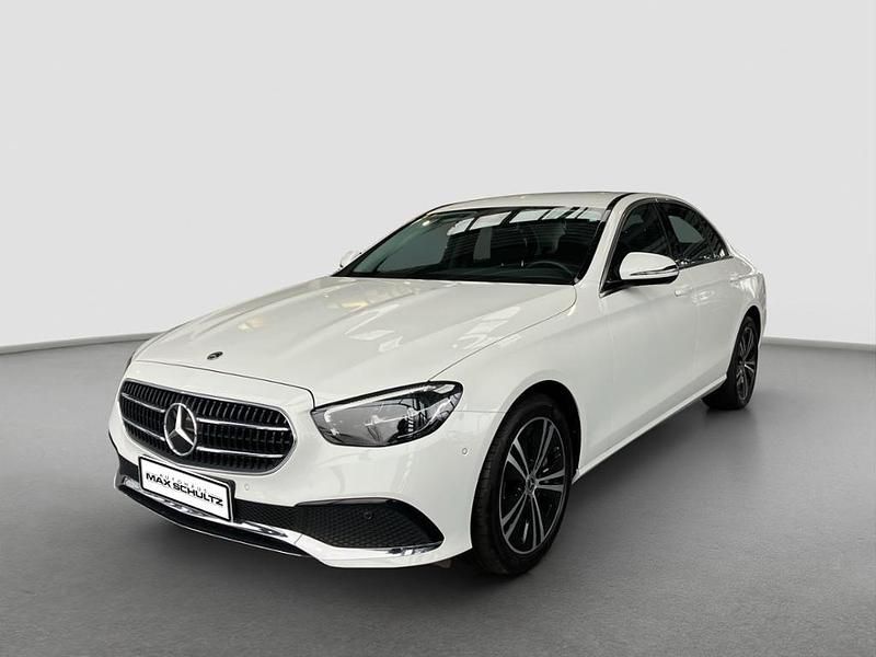Gebraucht Mercedes E400 330 PS (242 kW) 2021 Unilack polarweiß Limousine