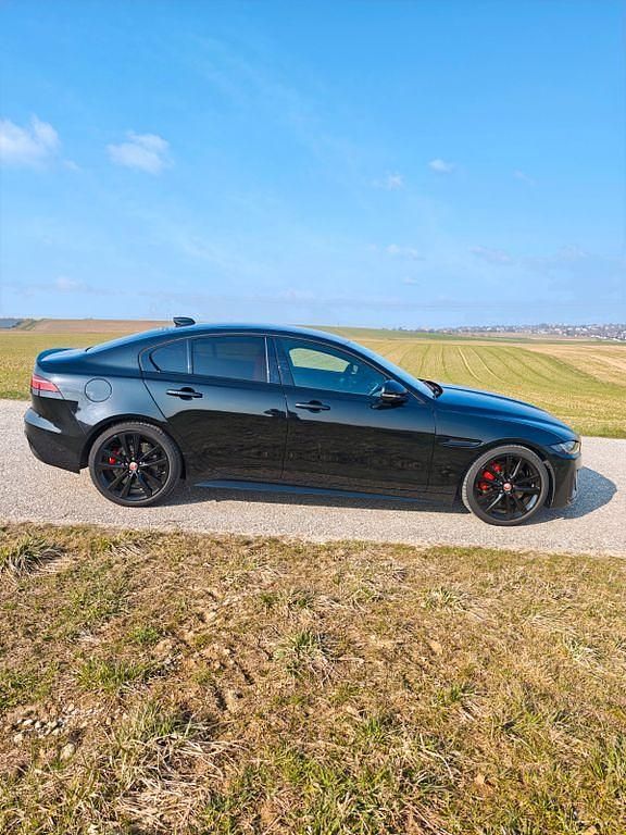 Gebraucht Jaguar XE R-Dynamic 250 PS (183 kW) 2020 Schwarz Limousine