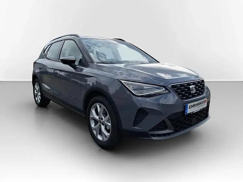 Neu Seat Arona FR 85 PS (62 kW) 2026 Grau SUV