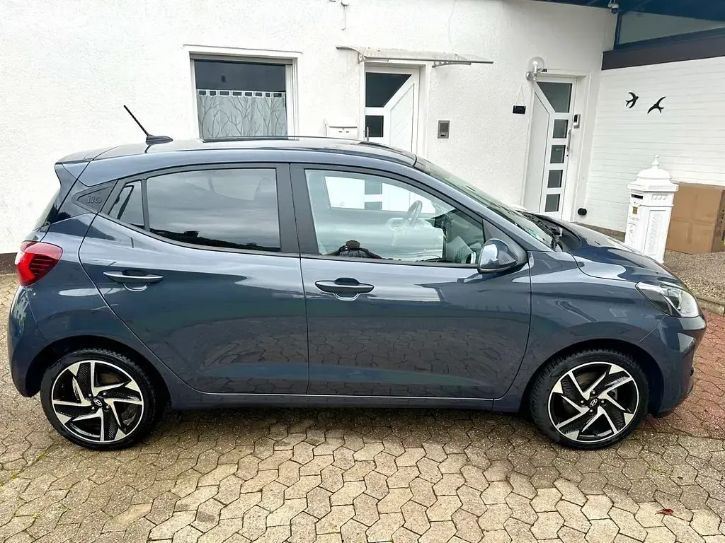 Gebraucht Hyundai i10 Prime 79 PS (58 kW) 2024 Grau Kleinwagen