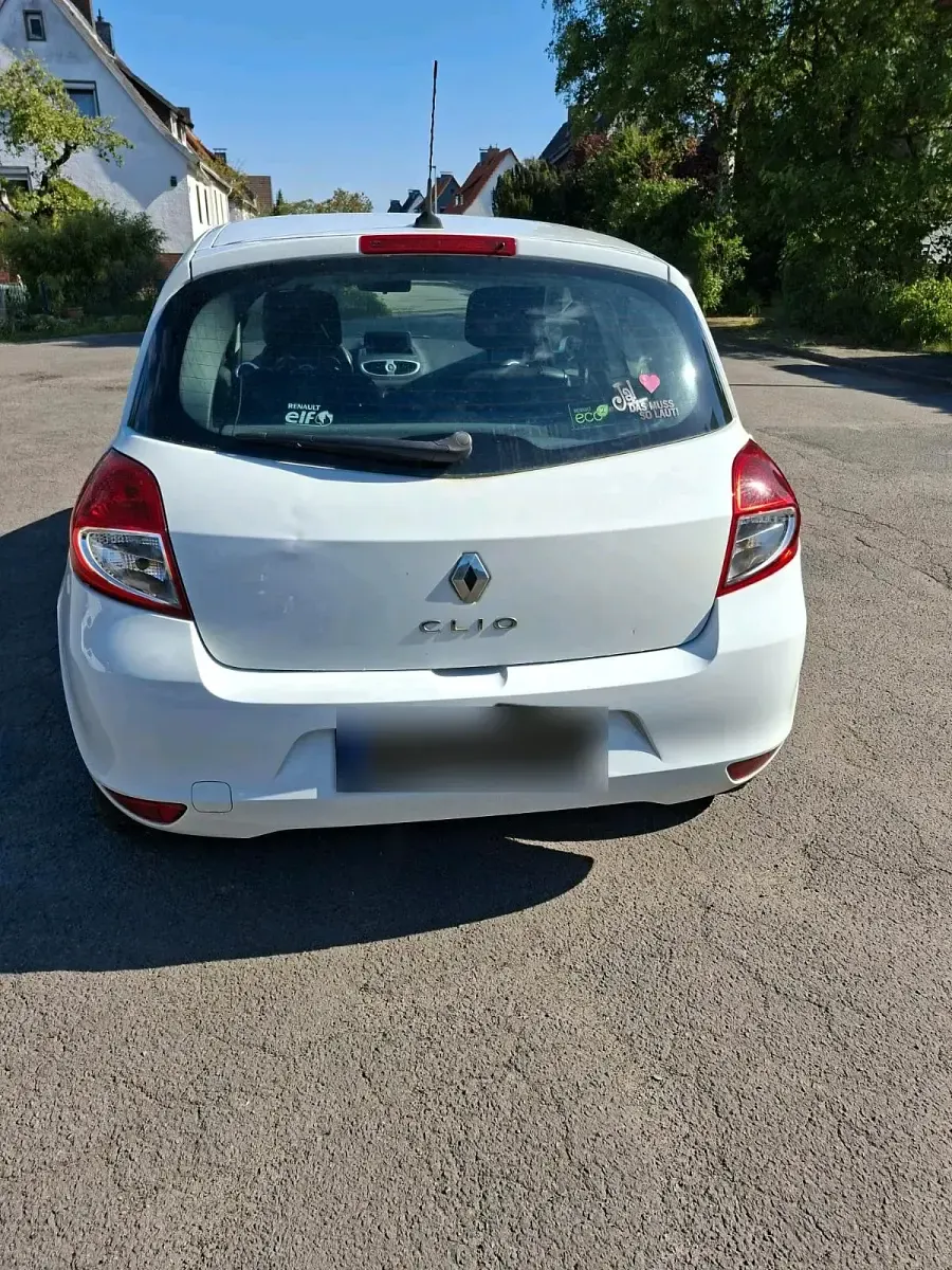 Gebraucht Renault Clio 75 PS (55 kW) 2009 Weiß Kleinwagen