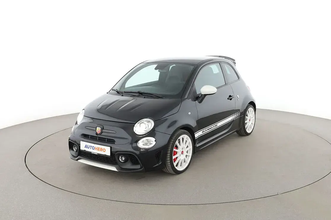 Gebraucht Abarth 695 Esseesse 180 PS (132 kW) 2021 Kleinwagen