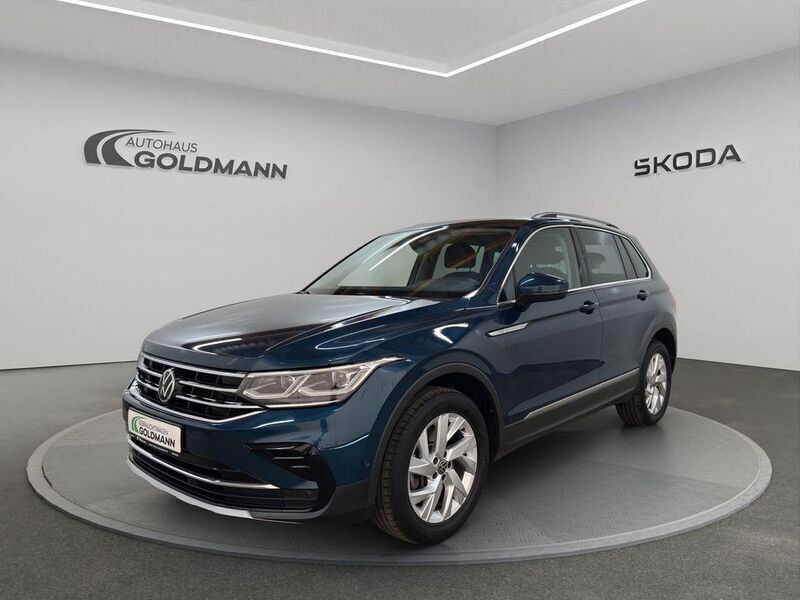 Blau Gebraucht 2021 VW Tiguan Elegance SUV | 34.990 € (Teuer) - Bild 1/4