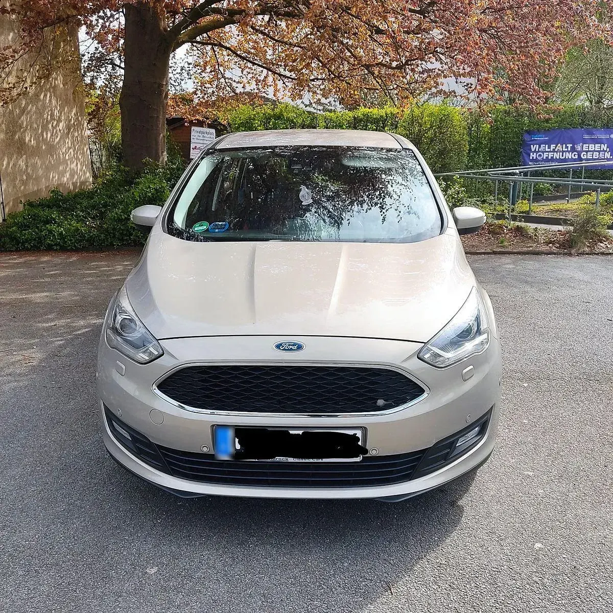 Gebraucht Ford Grand C-Max Titanium 150 PS (110 kW) 2015 Van / Kleinbus