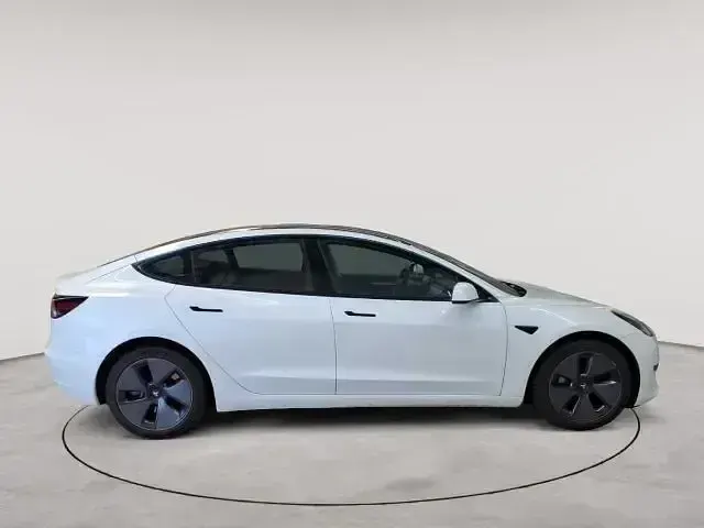 Gebraucht Tesla Model 3 RWD 239 kW (325 PS) 2022 Weiß Limousine