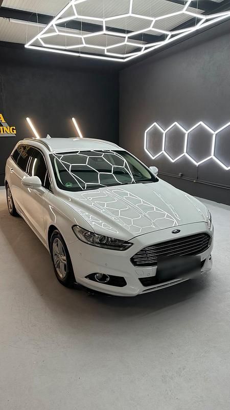 Gebraucht Ford Mondeo 150 PS (110 kW) 2015 Weiß Kombi
