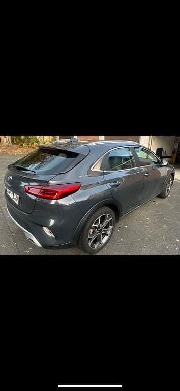 Gebraucht Kia XCeed 140 PS (102 kW) 2021 Grau SUV
